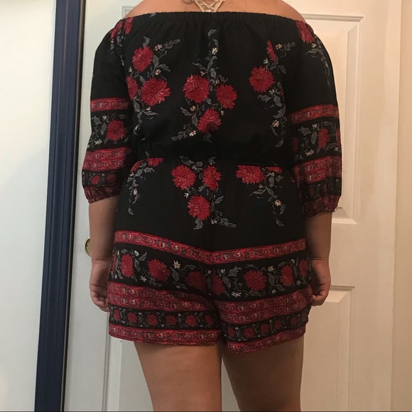 Forever 21 romper - Picture 2 of 3